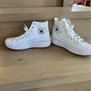 Women’s platform converse size 8